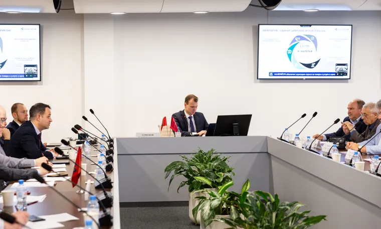 289b186a-d587-4667-9e62-a8d5492b8f17_760x456